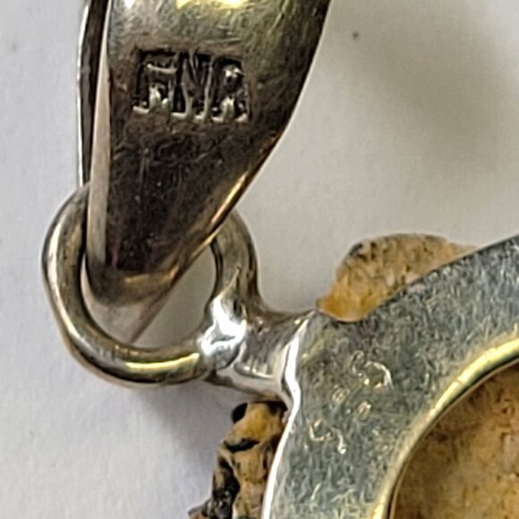 Vanadanite Bright Red Crystal Pendant 925 Sterling Silver - Picture 4 of 13